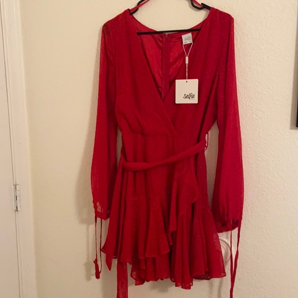 Sheri Hail Spot Chiffon Dress Red - Picture 1 of 3